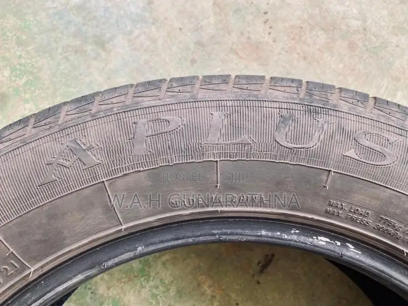 225/60/17 Tyre