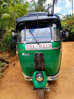 Bajaj RE 2 Storke 2000