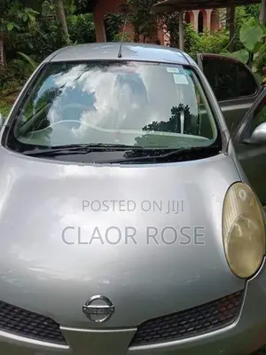 Nissan March 2004