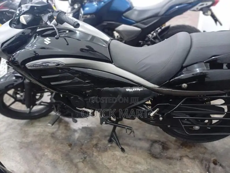 Suzuki Intruder 2020