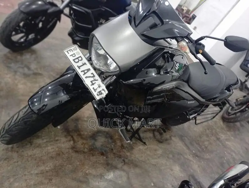 Suzuki Intruder 2020