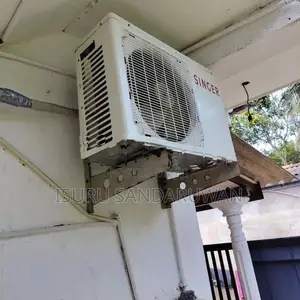 Singer AC