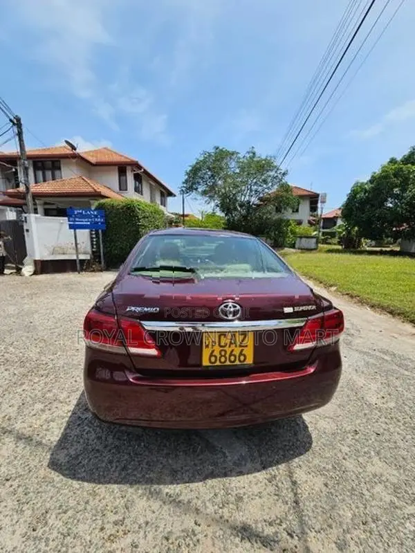 Toyota Premio 2018