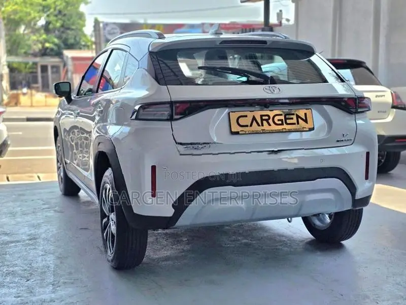 Toyota Taisor V GRADE REG FREE 2026