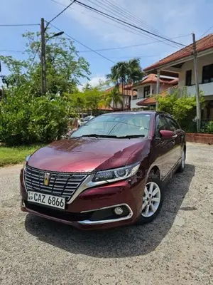 Toyota Premio 2018
