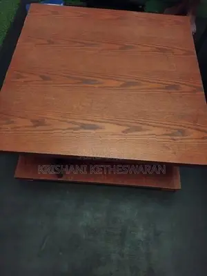 Coffee Table (tek)