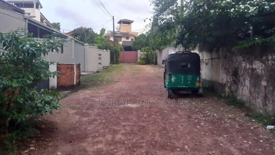 Land for Sale in Nugegoda