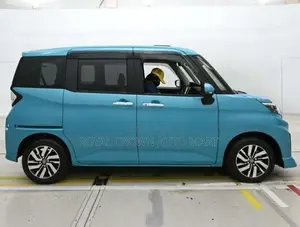 Toyota Roomy Custom Gt 2026