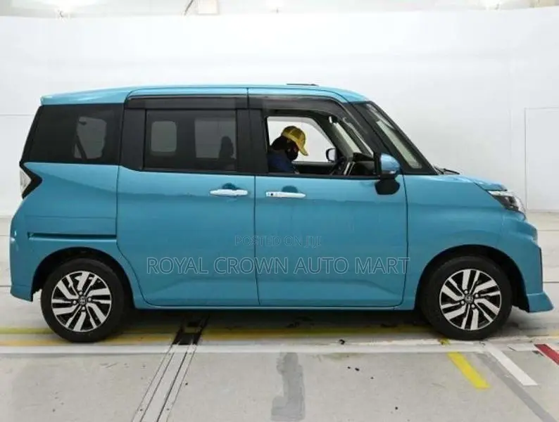 Toyota Roomy Custom Gt 2026