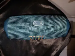 JBL Charge 5 Bluetooth Speaker