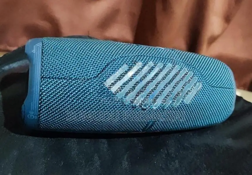 JBL Charge 5 Bluetooth Speaker