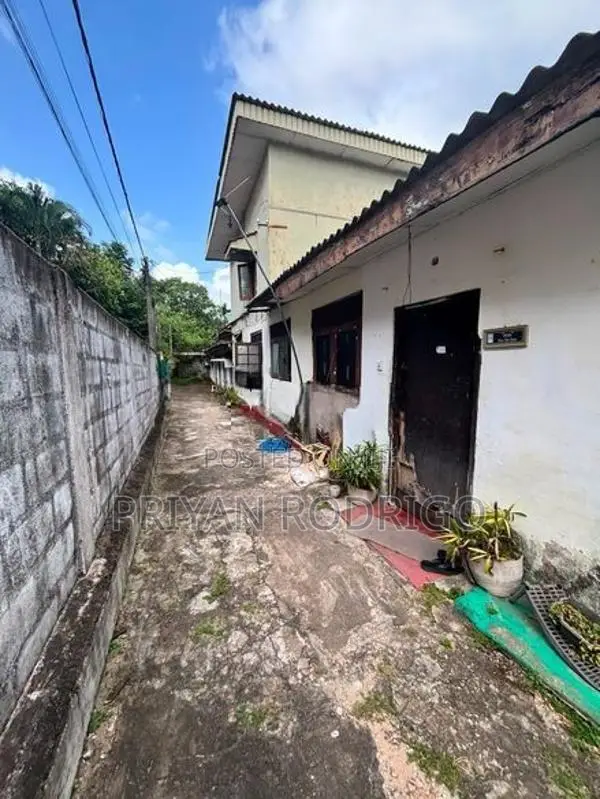 Kalubowila, Facing Peiris Avenue 36.6 Perches of Land for Immediate Sa