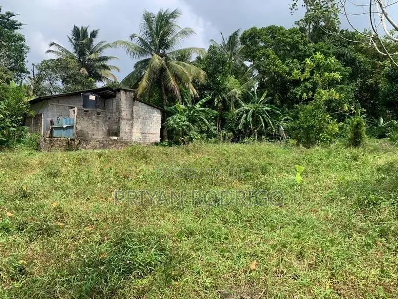 Homagama, Kiriwaththuduwa 24 Perches of Land for Sale