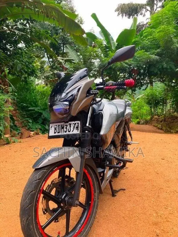 TVS Apache RTR 150 2015