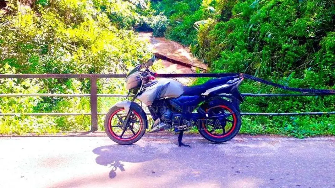 TVS Apache RTR 150 2015