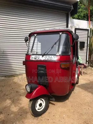 Bajaj RE 2009