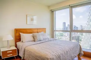 High Floor 3 Bed For Sale in Colombo City Center