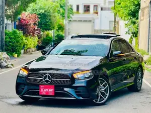 Mercedes Benz E200 AMG LINE PREMIUM 2023