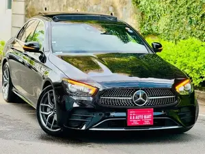 Mercedes Benz E200 AMG LINE PREMIUM 2023