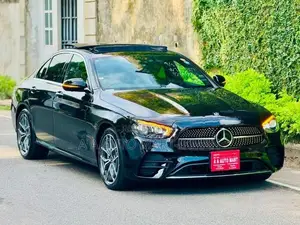 Mercedes Benz E200 AMG LINE PREMIUM 2023