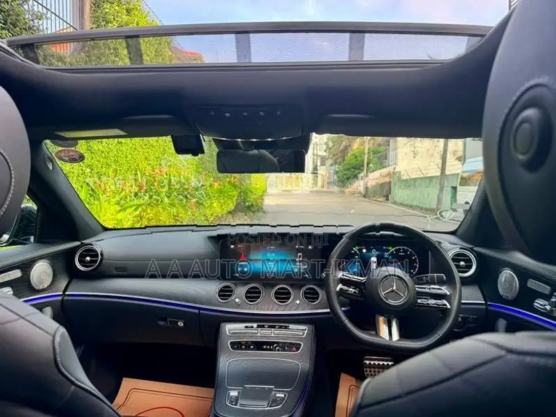 Mercedes Benz E200 AMG LINE PREMIUM 2023