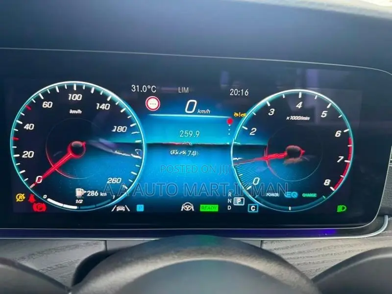 Mercedes Benz E200 AMG LINE PREMIUM 2023