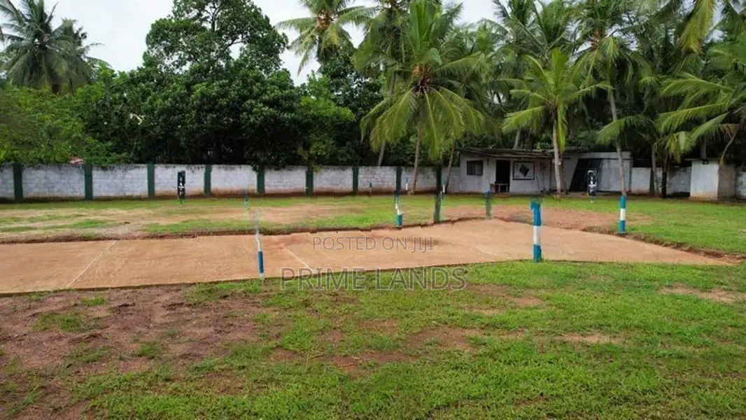 අනුරාධපුර නගරසභා සීමාවෙන් සින්නක්කර ඉඩමක්