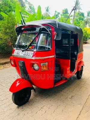 Bajaj RE 175 2010