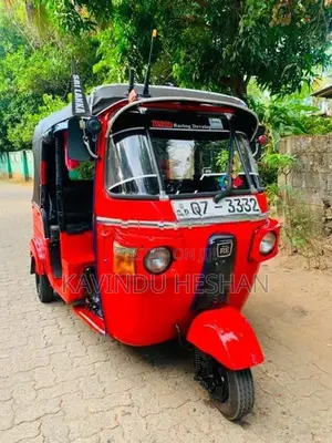 Bajaj RE 175 2010