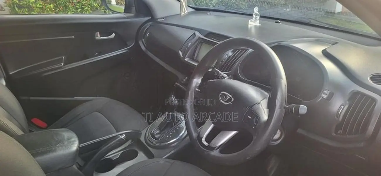 Kia Sportage 2WD 2011