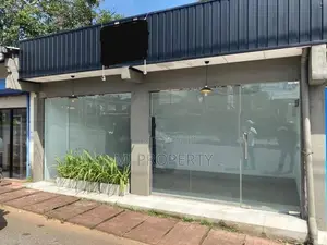 ( IC-1117) Highly Valuable Commercial Shop Space Rent in Godagama