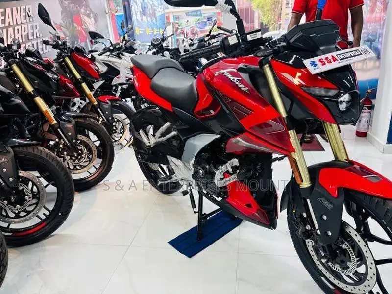 Bajaj Pulsar N160 Permium 2026