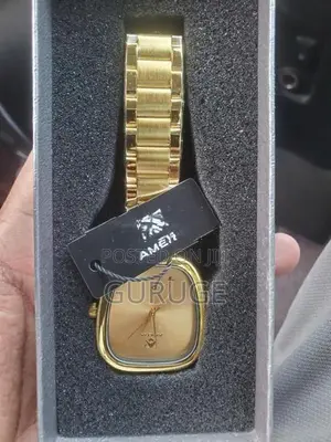 women stylish wristwatch