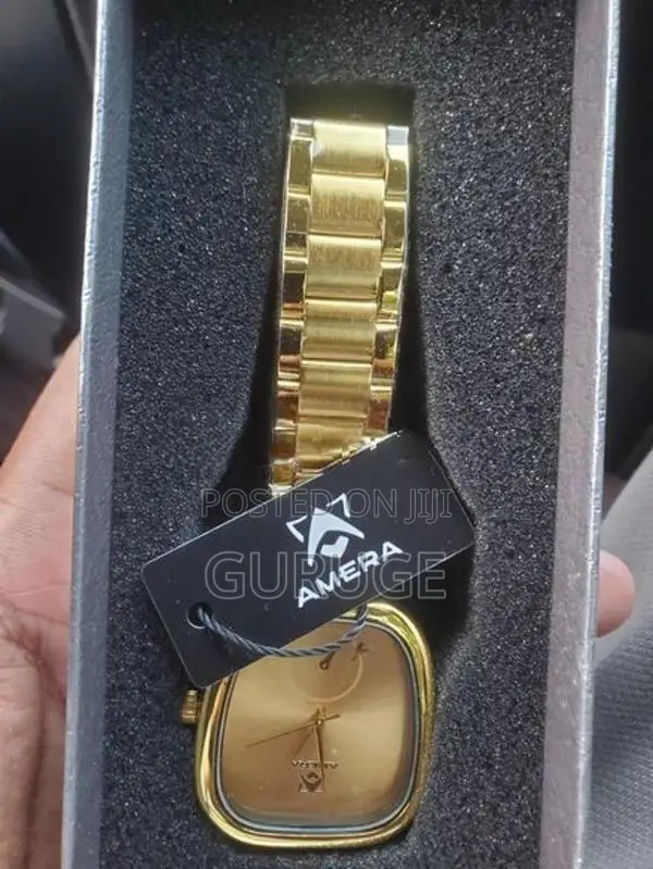 women stylish wristwatch