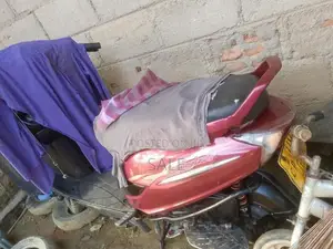 Bajaj Kristal 2008