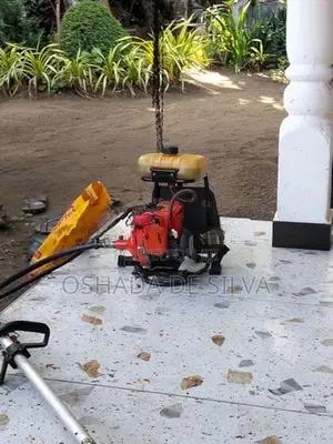 Grass Brush Bush Cutter