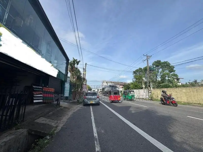 (RCR615) Commercial Property for Rent in Moratuwa