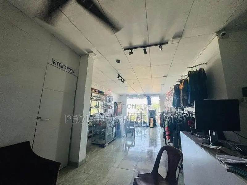 (RCR615) Commercial Property for Rent in Moratuwa