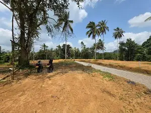 Mawak Oya Facing Land for Sale - Padukka