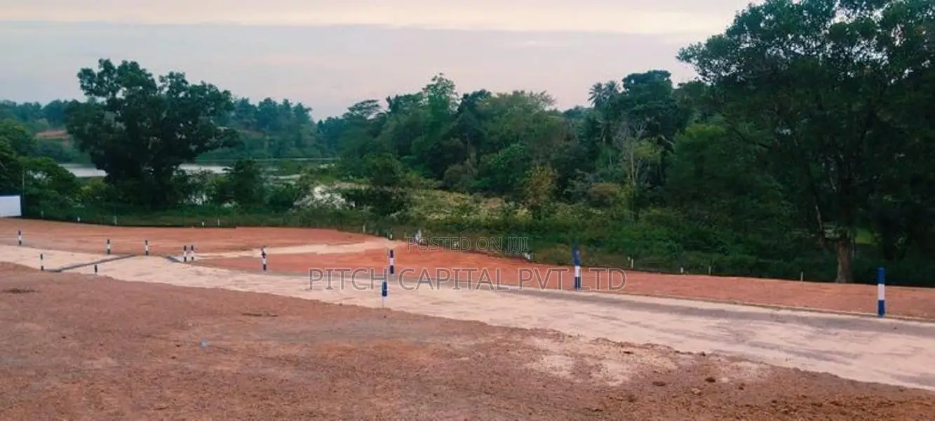 Lake Facing Land Plots for Sale in Uyanwatta, Bandaragama
