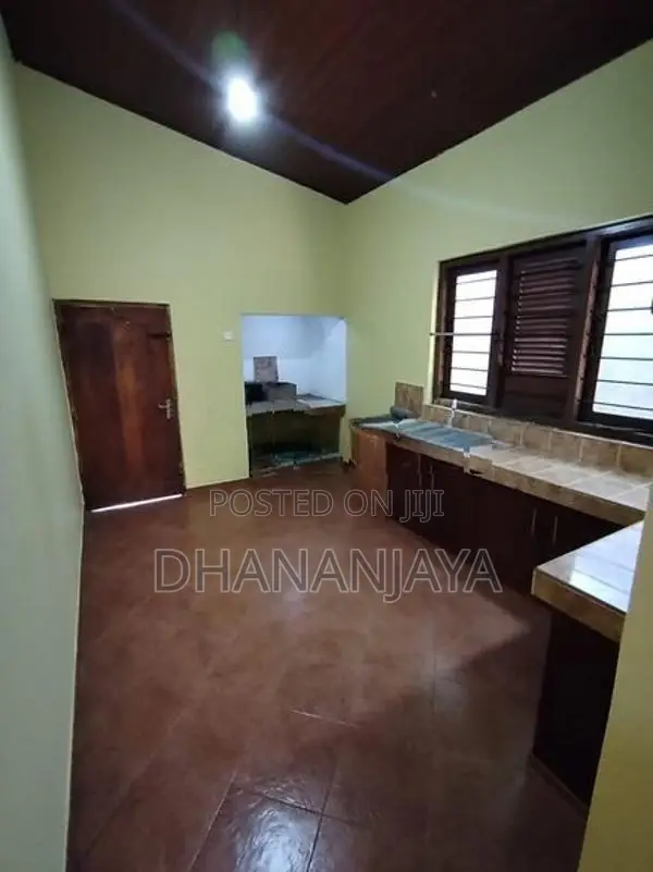 House for Sale in Tennekumbura