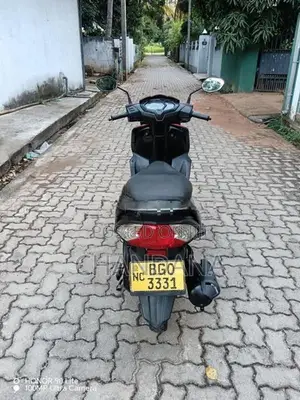 Honda Dio 2018
