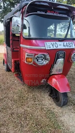Bajaj RE thevell 2011