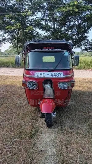 Bajaj RE thevell 2011