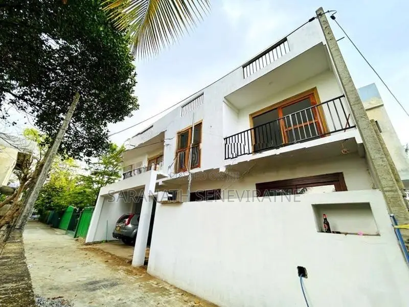 Brand-New Solid House for Sale in Boralesgamuwa - Within 500 meters To