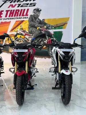 Bajaj Pulsar N160 Premium 2026