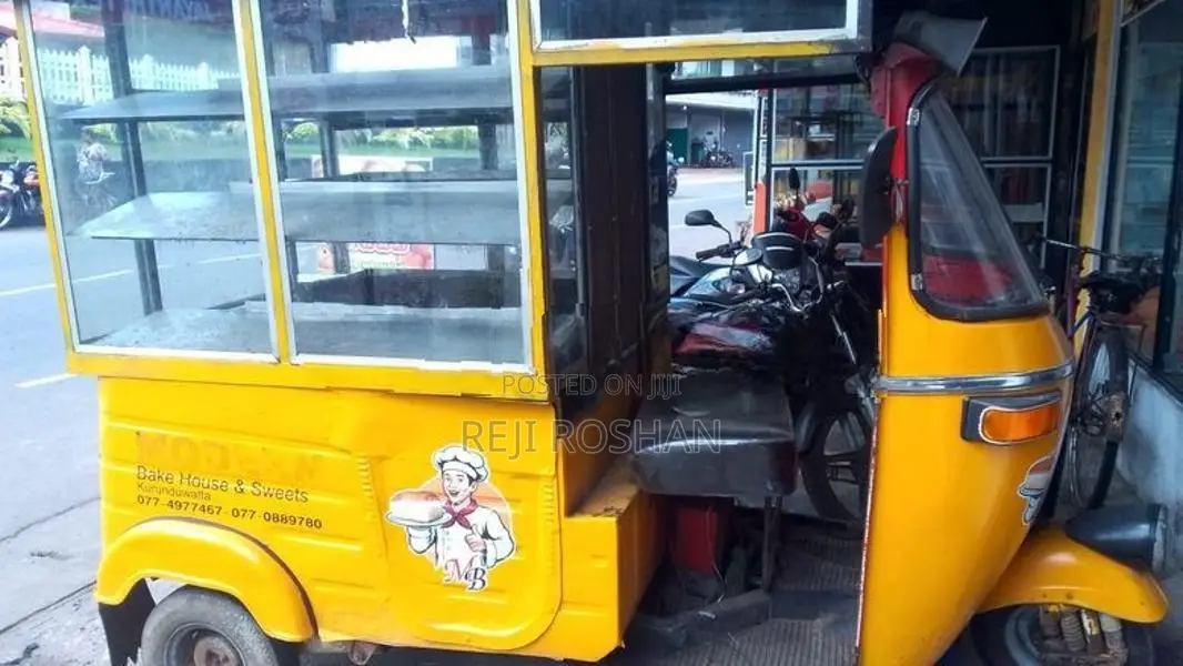 Bajaj RE 1997