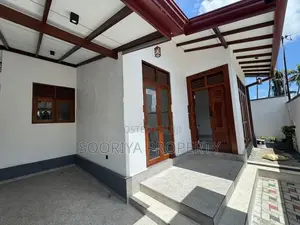 Brand New Luxury House for Sale in Piliyandala