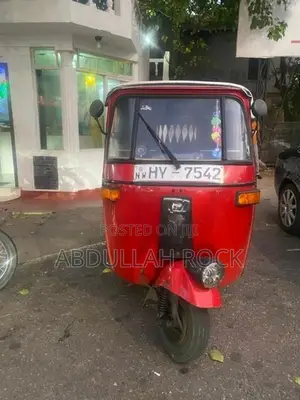 Bajaj RE 2004