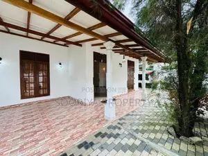 Architectural Designed Newly Build House for Sale in Piliyandala Halpi